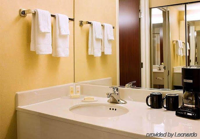 Courtyard By Marriott Seattle Federal Way Ξενοδοχείο Εξωτερικό φωτογραφία